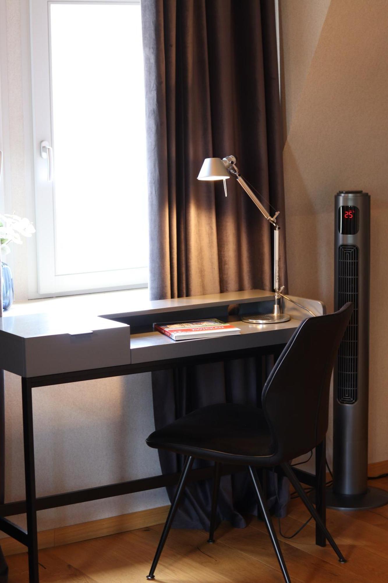 Apartmenthaus Am Dom Maisonette Mit Parkplatz Zwickau Dış mekan fotoğraf