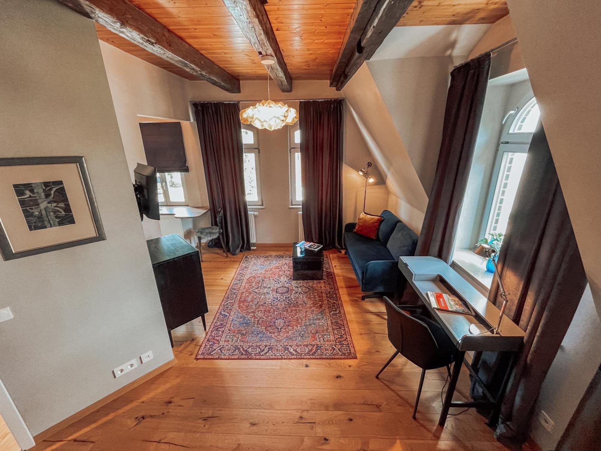 Apartmenthaus Am Dom Maisonette Mit Parkplatz Zwickau Dış mekan fotoğraf